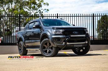 FORD RANGER BEAST BLACK MACHINED WITH DARK TINT